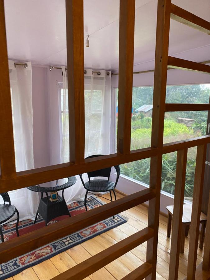 Log Cabin In The Woods Bed & Breakfast กังต็อก ภายนอก รูปภาพ